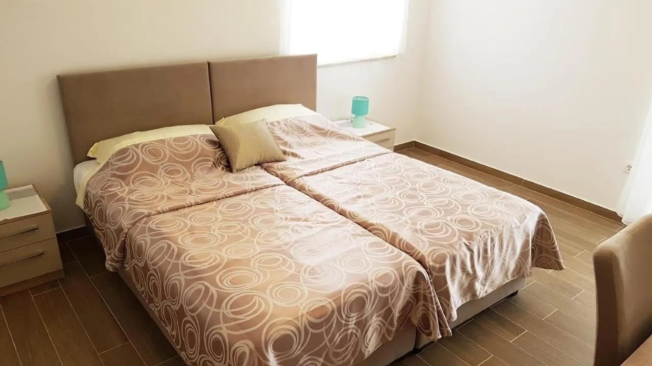 Holiday home Ferienhaus In Banjole Mit Privatem Pool Croatia